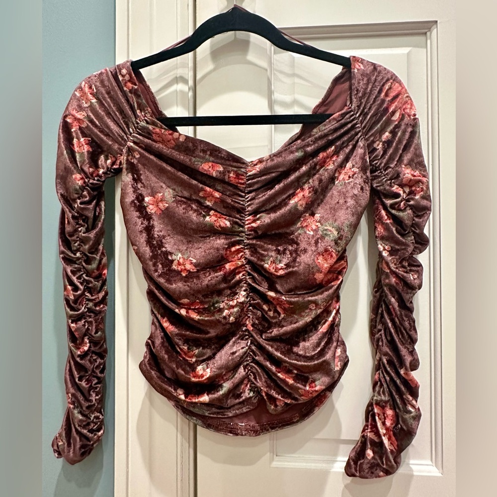 Free People Ruched Floral Velvet Long Sleeve Top - Mauve Pink